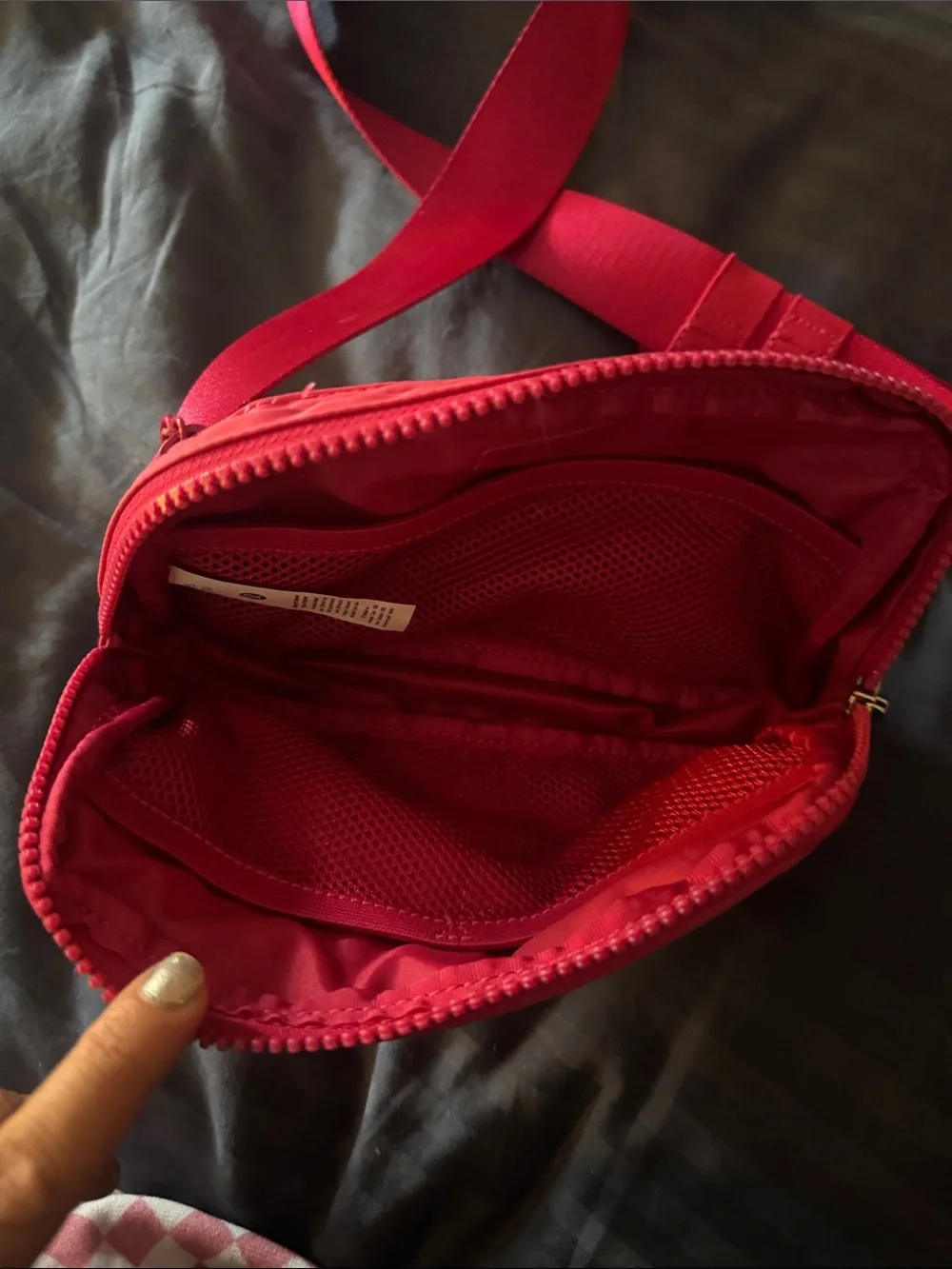 lululemon athletica Red Crossbody Travel Waist Bag - Picture 5 of 6